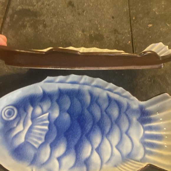 Japanese Blue Crackle Fish Sushi Plates - Picture 7 of 9